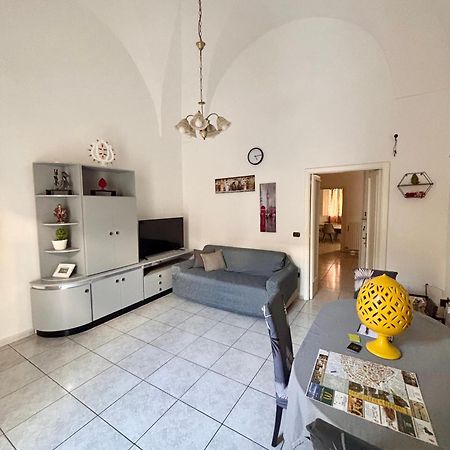 Origini - Apartment With Private Garden Lecce Buitenkant foto