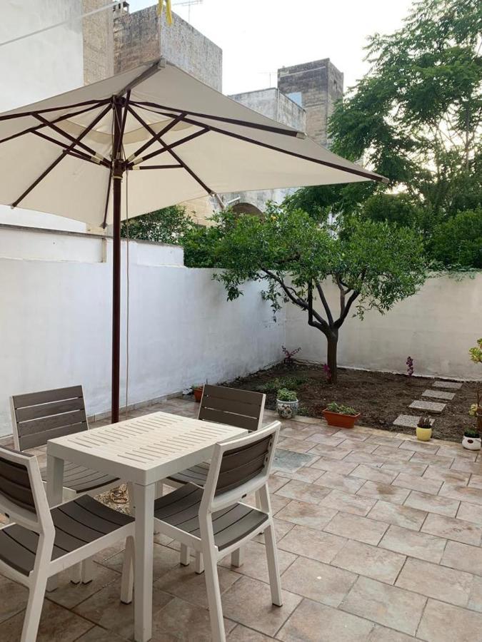 Origini - Apartment With Private Garden Lecce Buitenkant foto