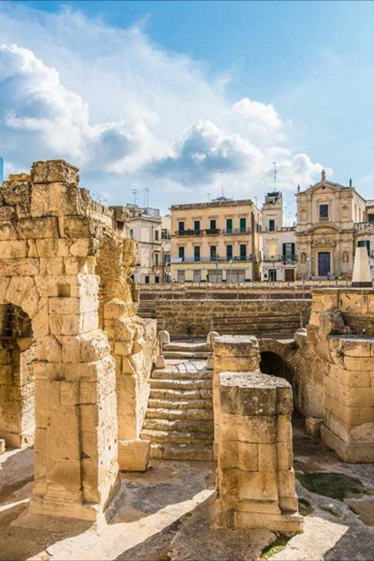 Origini - Apartment With Private Garden Lecce Buitenkant foto